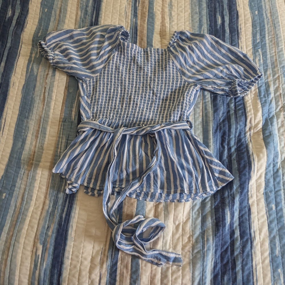 Old Navy Light Blue Striped Blouse - Picture 6 of 6
